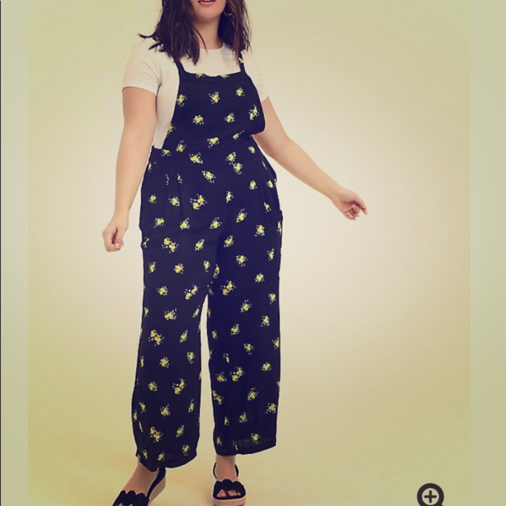 Black Lemon Crepe Wide Leg Jumpsuit